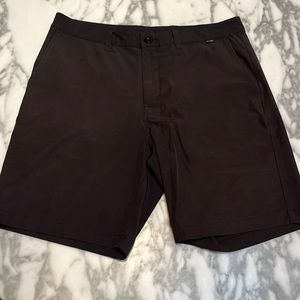 Travis Mathew Shorts 36